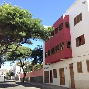 https://guest-house-soncent.cape-verdehotels.com